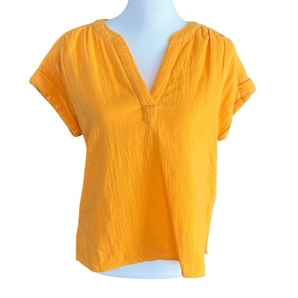 Tommy Bahama Tops - Tommy Bahama Island Softs Orange Gauze V Neck Short Sleeve Top XS new